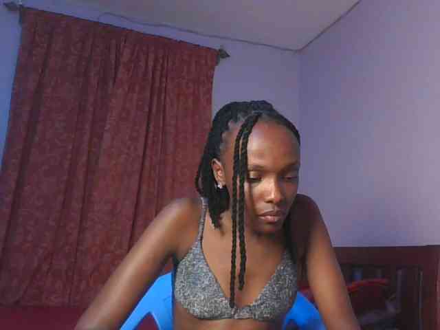 RealTemptress Live Webcam on BongaCams