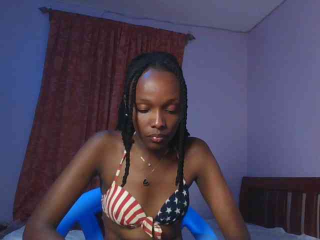 RealTemptress webcam