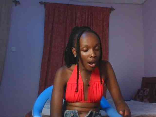 RealTemptress webcam