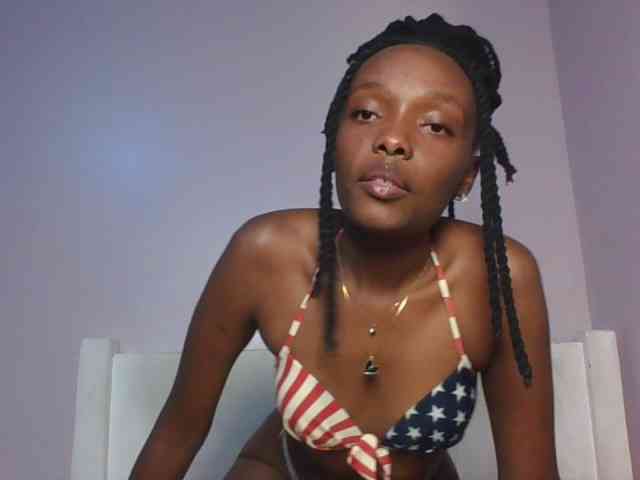 RealTemptress webcam