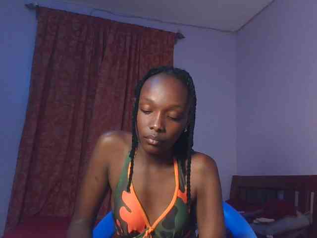 RealTemptress webcam