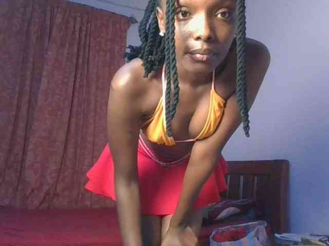 RealTemptress webcam