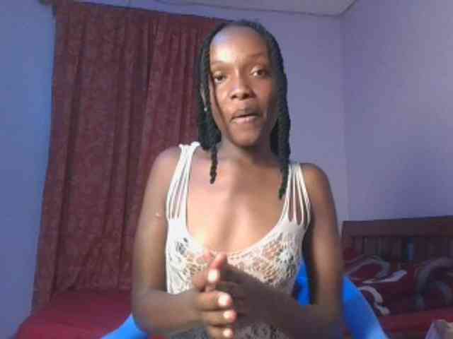 RealTemptress webcam