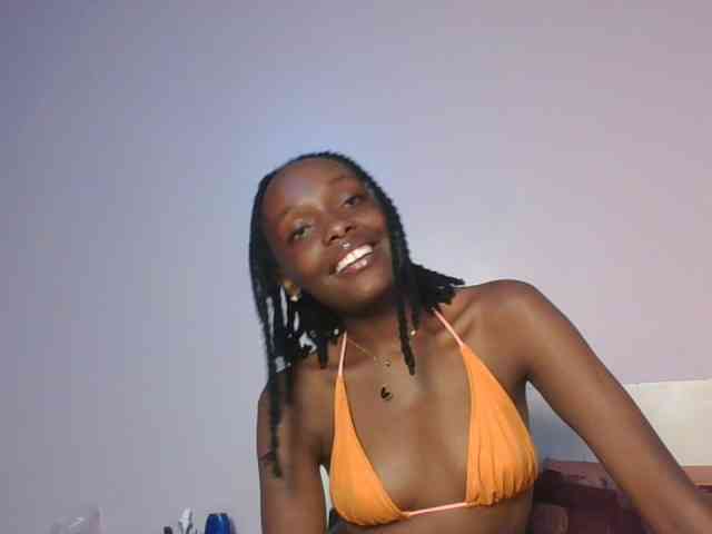 RealTemptress webcam