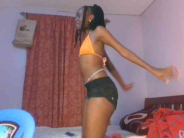 RealTemptress webcam