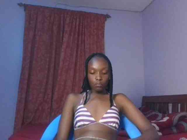 RealTemptress webcam