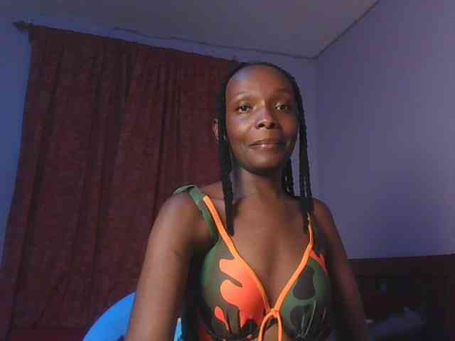 RealTemptress webcam