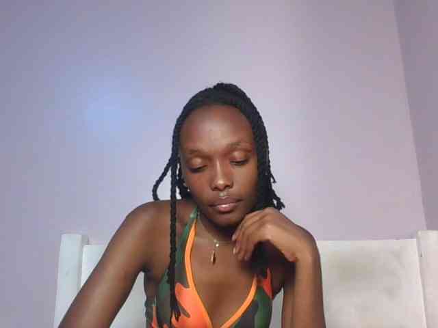 RealTemptress webcam