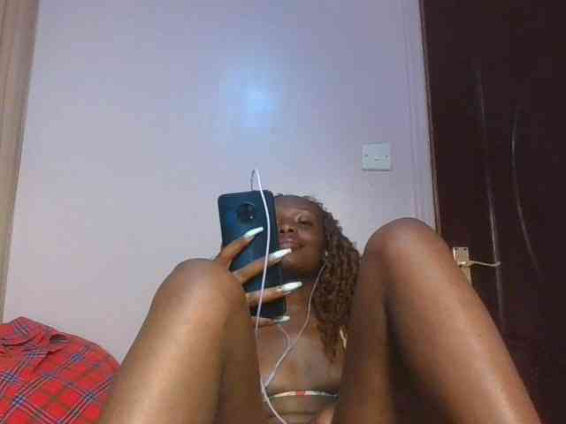 RealTemptress webcam