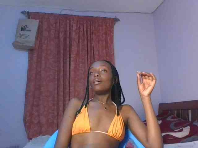 RealTemptress webcam