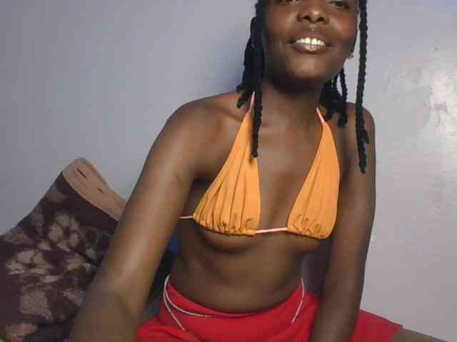 RealTemptress webcam