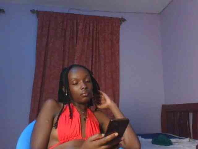 RealTemptress webcam