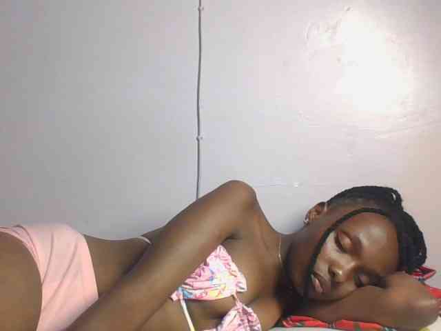 RealTemptress webcam