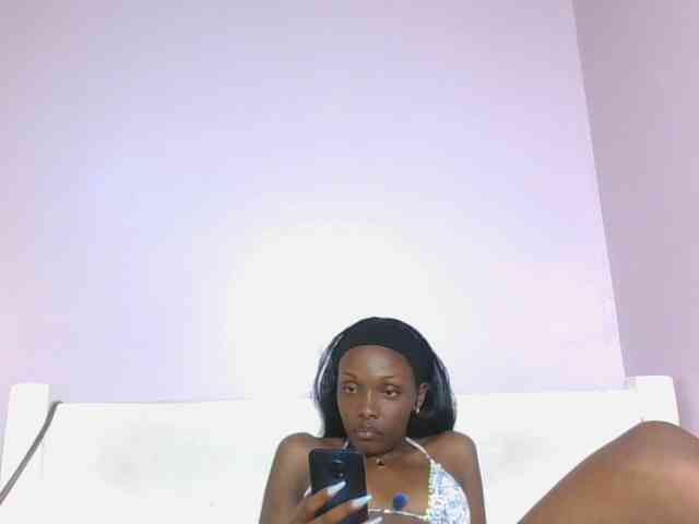 RealTemptress webcam