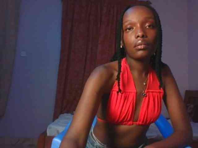 RealTemptress webcam