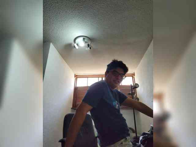 D3mianGonzalez Live Webcam on BongaCams