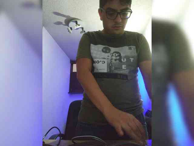D3mianGonzalez Live Webcam on BongaCams