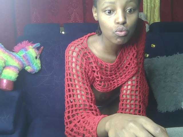 Pixellll's BongaCams show and profile