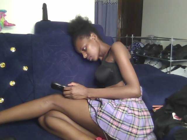 Pixellll's BongaCams show and profile