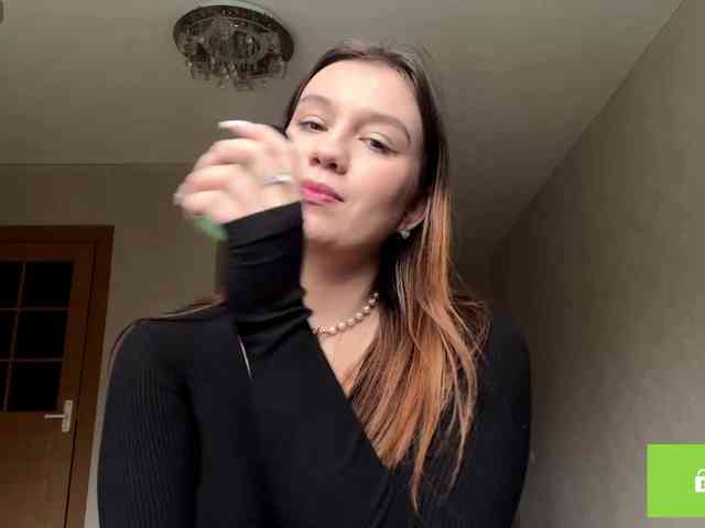 ErminiaCousar webcam