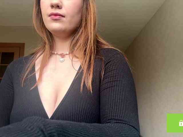 ErminiaCousar webcam