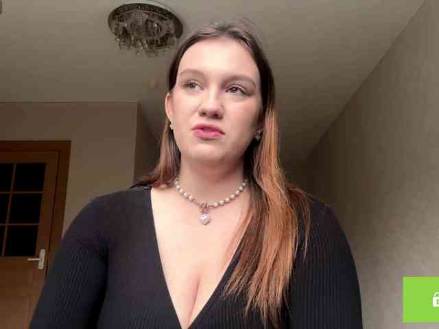 ErminiaCousar webcam