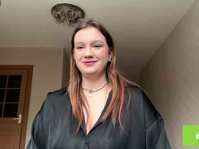 ErminiaCousar webcam