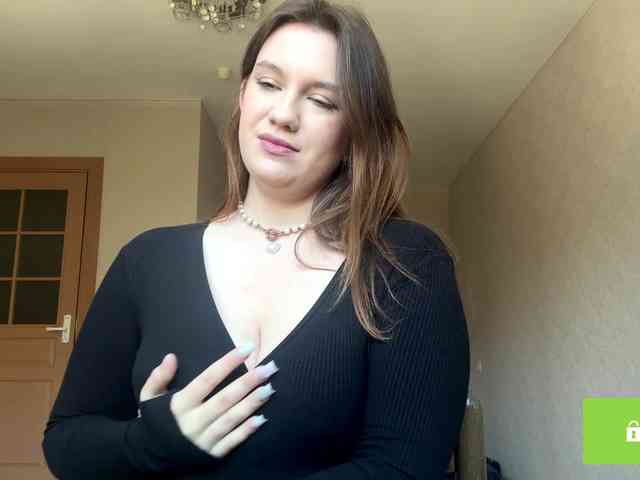 ErminiaCousar webcam