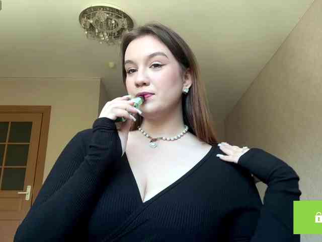 ErminiaCousar webcam