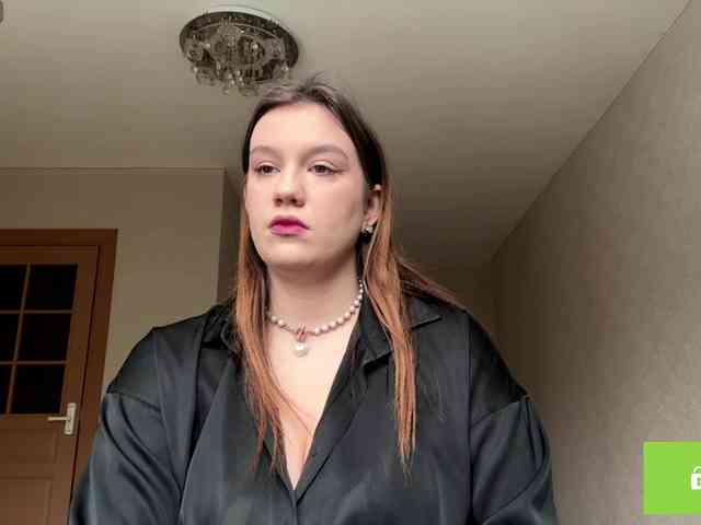 ErminiaCousar webcam