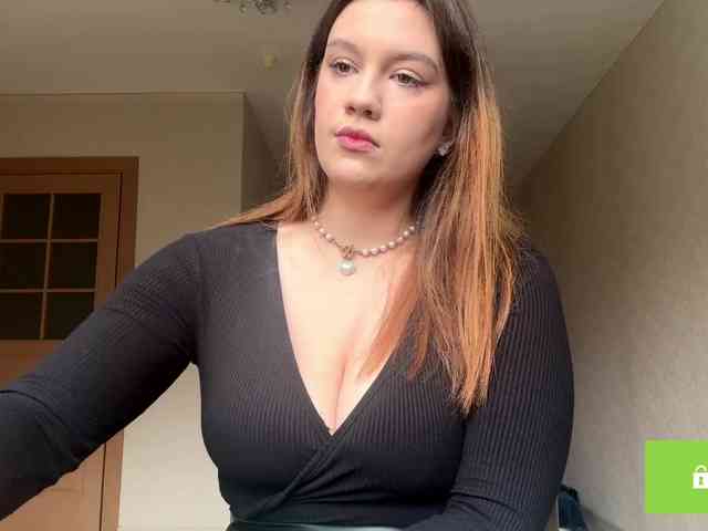 ErminiaCousar webcam