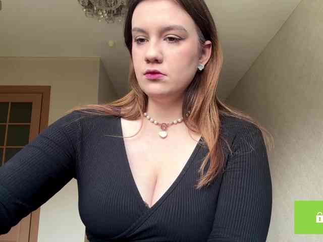 ErminiaCousar webcam