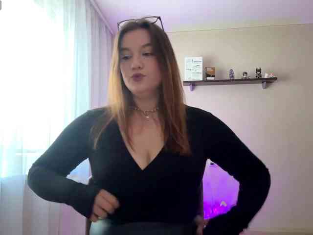 ErminiaCousar Live Webcam on BongaCams