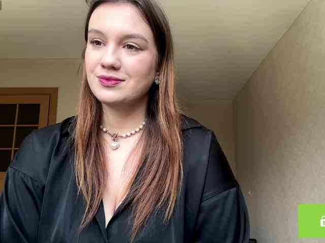 ErminiaCousar webcam