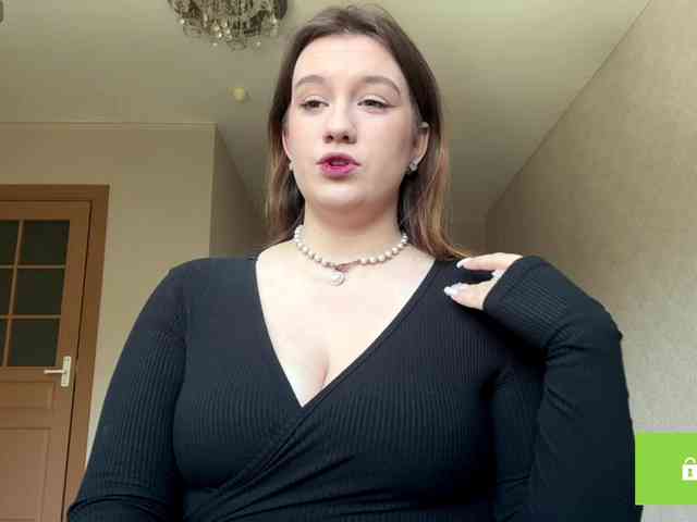 ErminiaCousar webcam