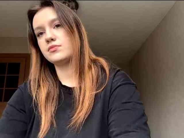 ErminiaCousar webcam