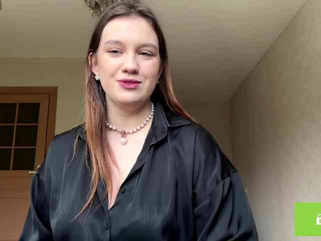 ErminiaCousar webcam