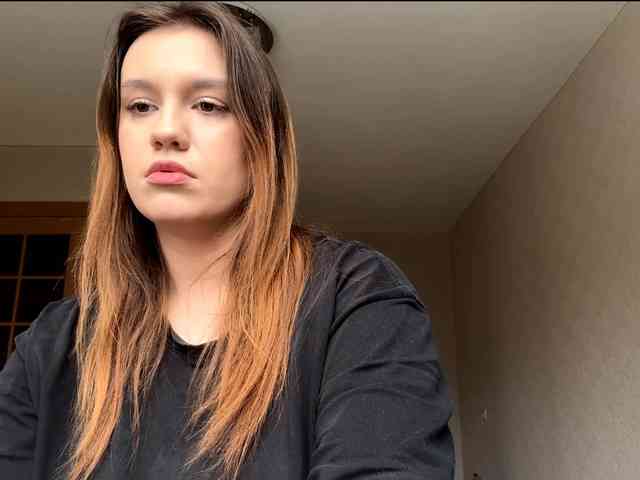 ErminiaCousar webcam