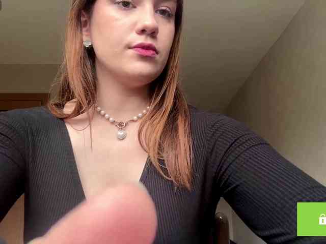 ErminiaCousar webcam