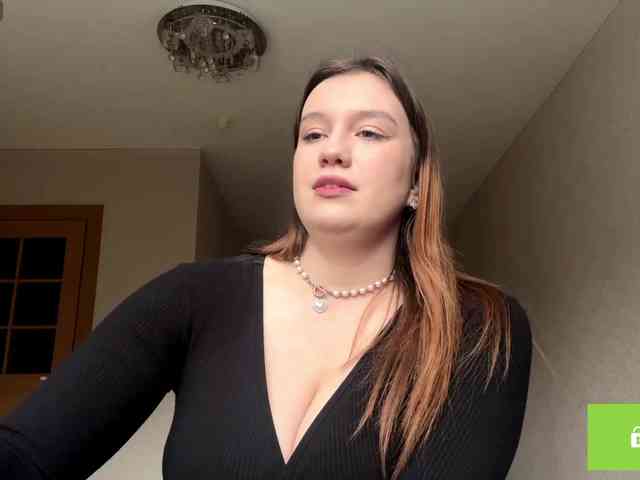 ErminiaCousar webcam