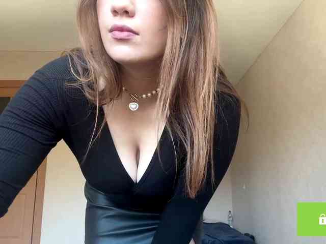 ErminiaCousar webcam