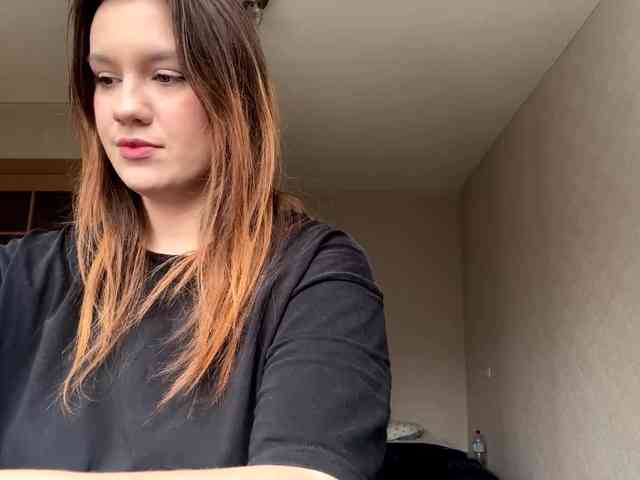 ErminiaCousar webcam