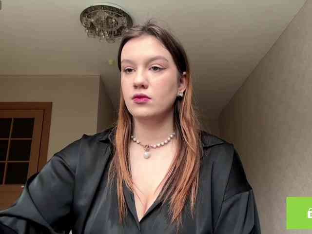 ErminiaCousar webcam