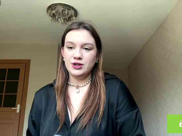 ErminiaCousar webcam