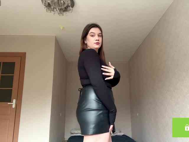 ErminiaCousar webcam