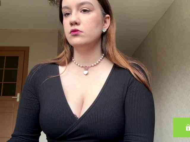 ErminiaCousar webcam