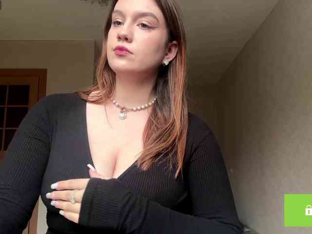 ErminiaCousar webcam