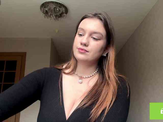 ErminiaCousar webcam