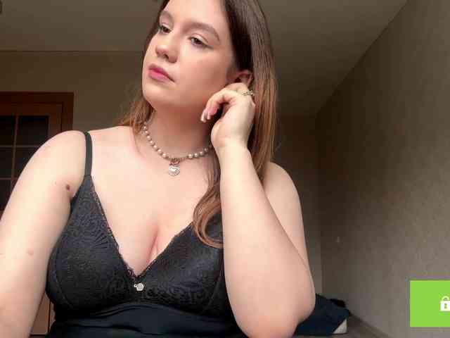 ErminiaCousar webcam