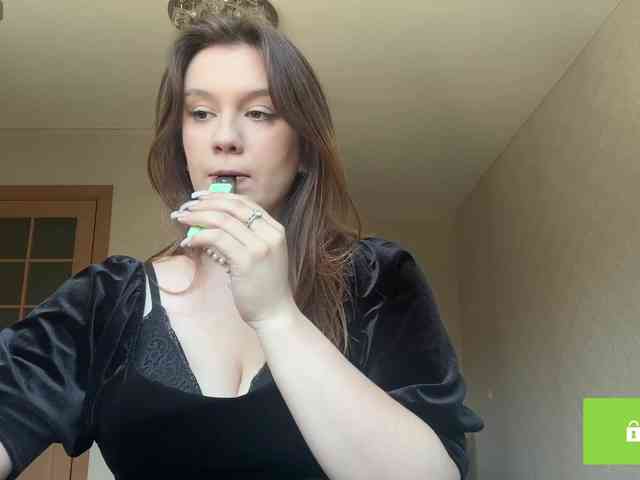 ErminiaCousar webcam